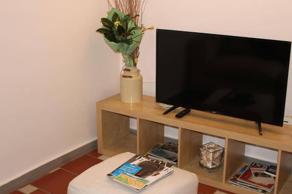 Santa Maria Novella Station Florentine Apartment Firenze Kültér fotó