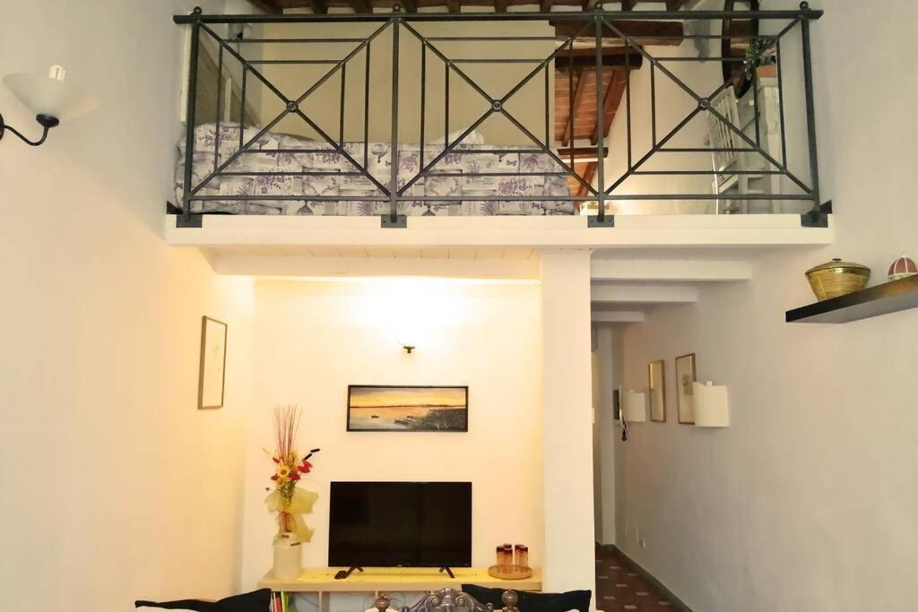 Santa Maria Novella Station Florentine Apartment Firenze Kültér fotó